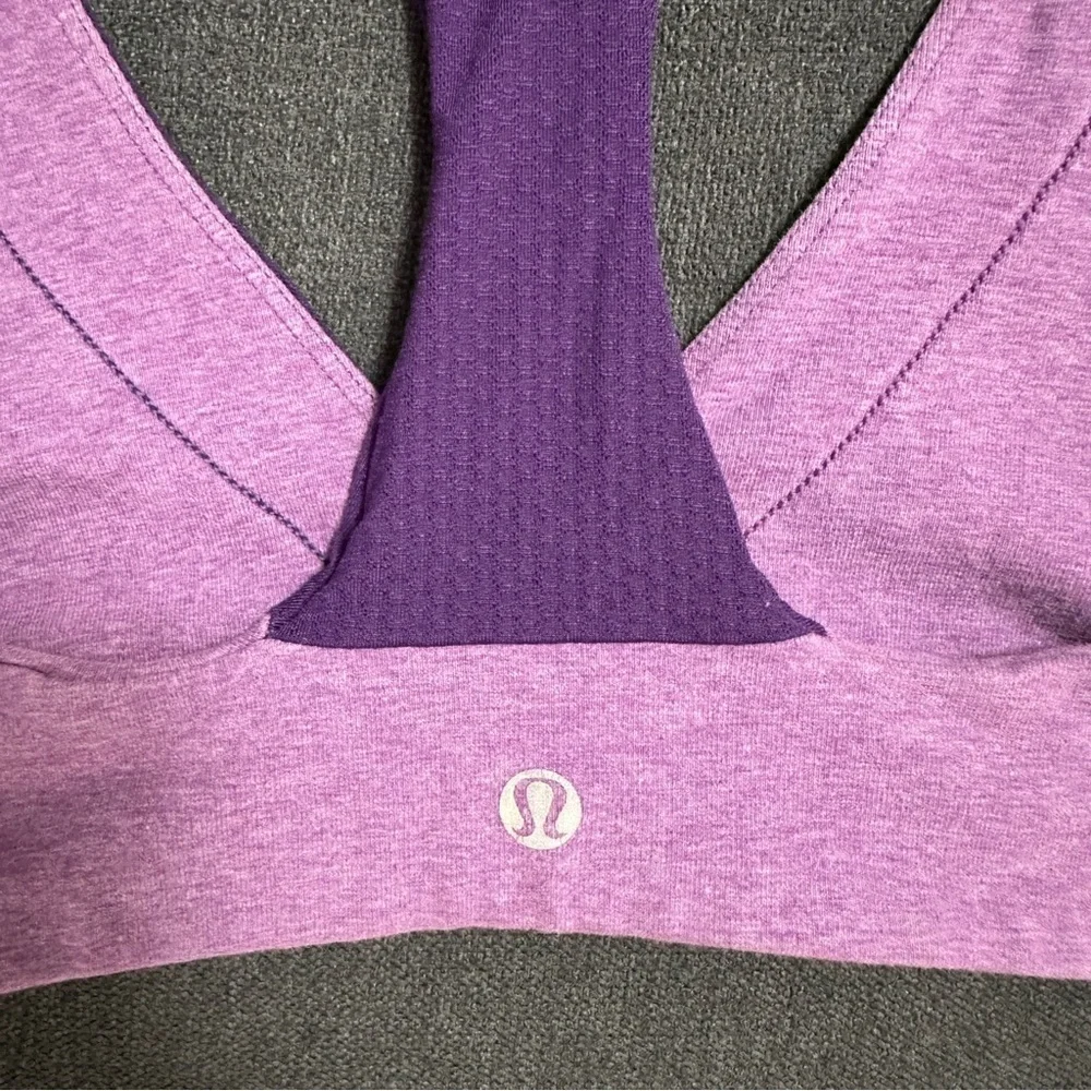 Lululemon Athletica Purple Color Deep V Neck Racerback Sportsbra Non Padded sz 6